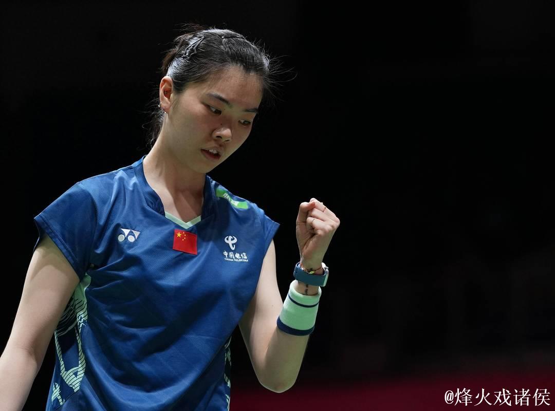 高昉洁世锦赛羽毛球女单首战告捷,顺利挺进32强! 高昉洁世锦赛羽毛球女单首战告捷,顺利挺进32强!